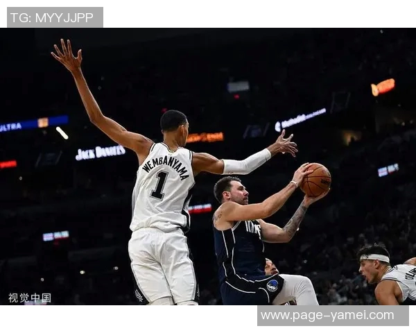 东契奇对决文班亚马保持全胜战绩五场零失利展现绝对优势